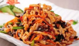 鱼香肉丝的做法视频,家常美味，一学就会的川菜经典